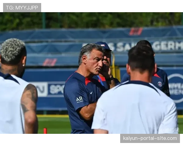 加尔蒂埃执教新未来城 打造技术流控球进攻体系