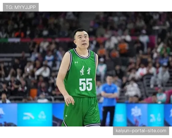 老将韩德君赛季全勤出战 辽宁队逆境中重要支柱 老将韩德君赛季全勤出战 辽宁队逆境中重要支柱