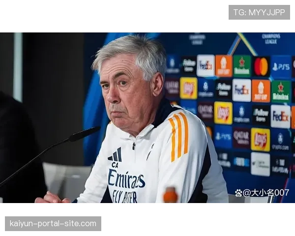 巴西边后卫竞争白热化 安切洛蒂已考察十名球员仍无固定主力